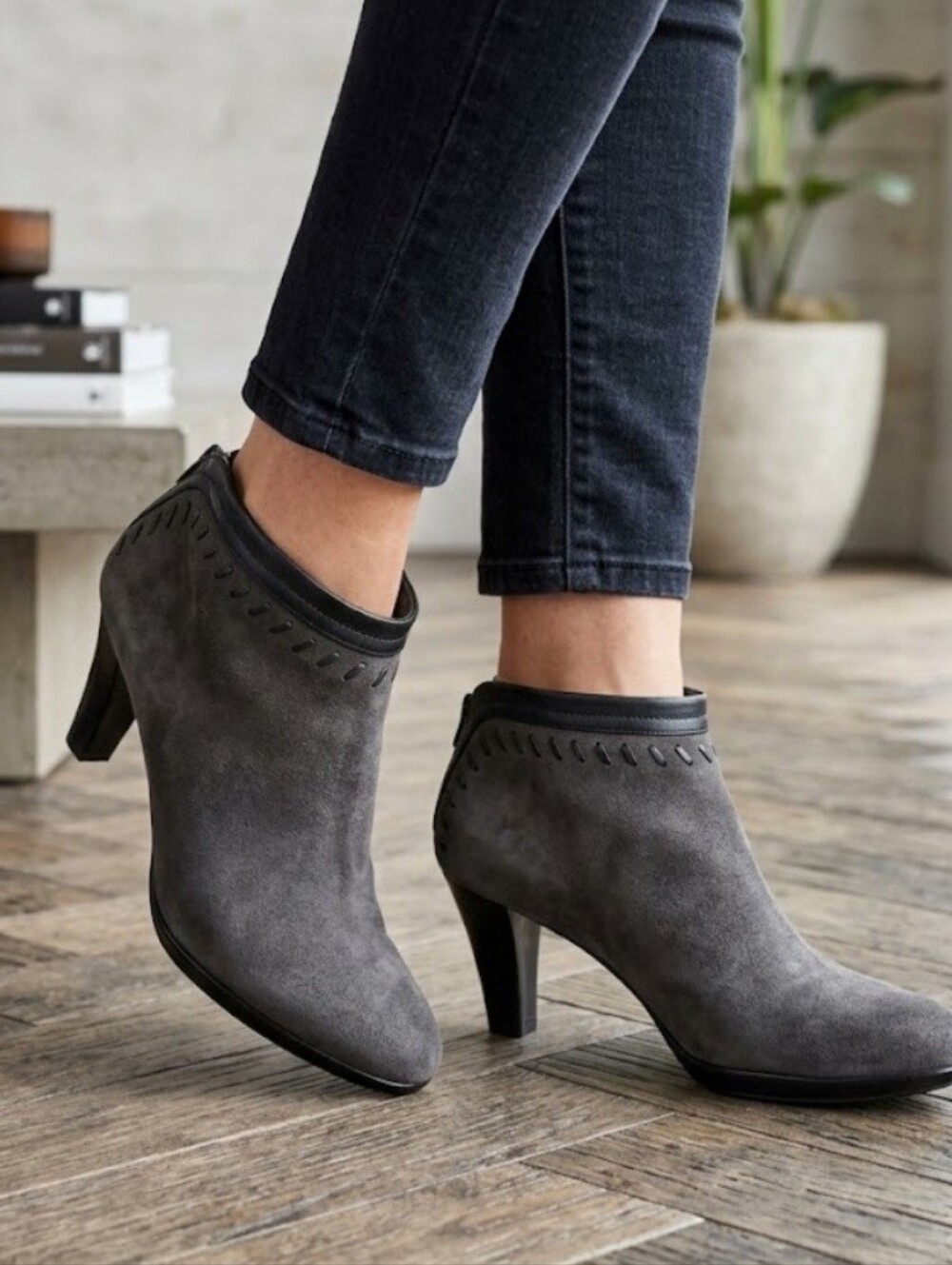 Aquatalia Grey Suede Whipstitch Heeled Booties Size 6.5